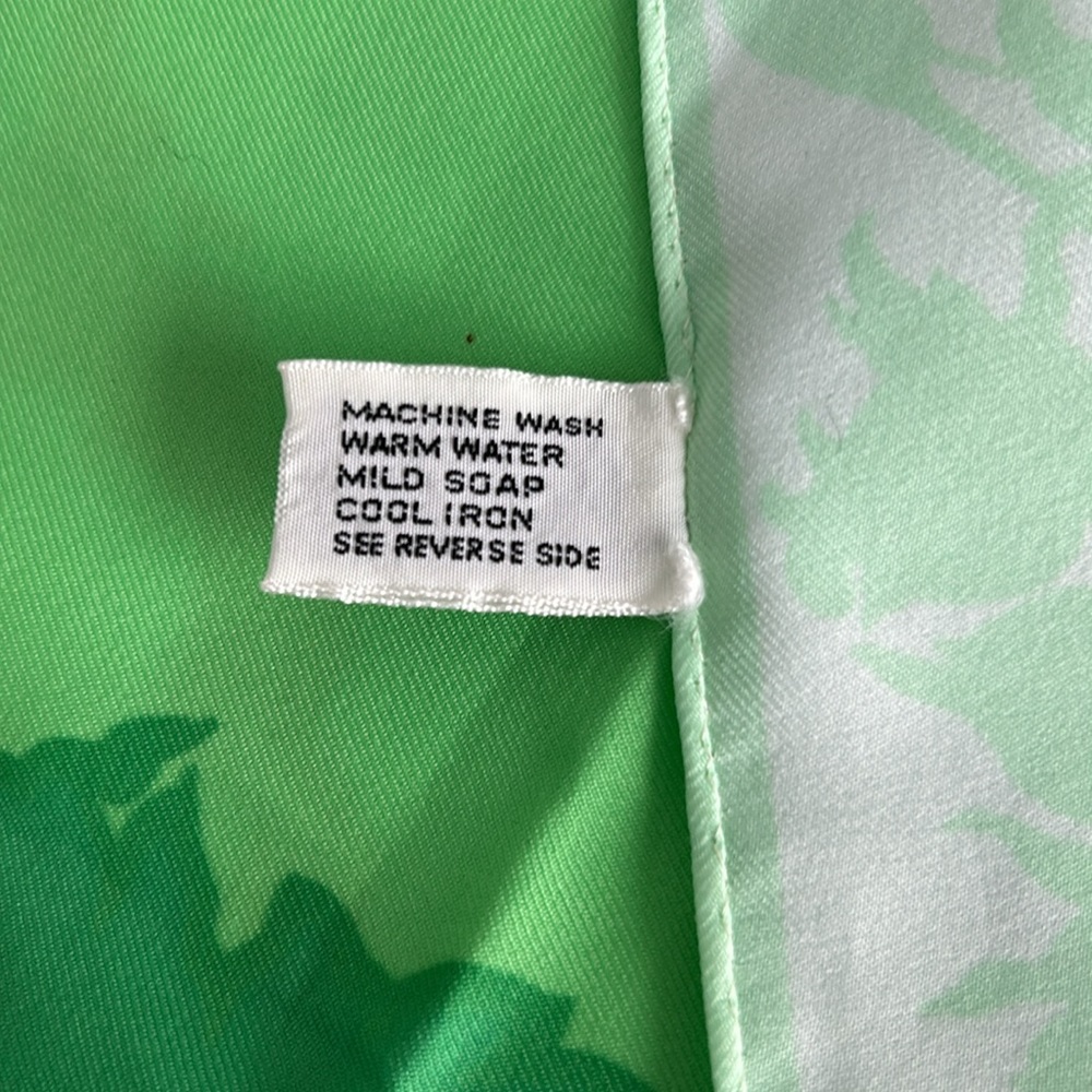 Beautiful Scarf - Picture 5 of 8